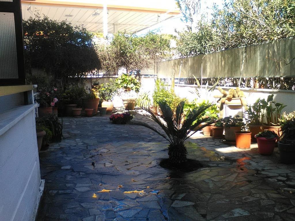 Aparthotel Iliahtides Amarynthos Exterior photo